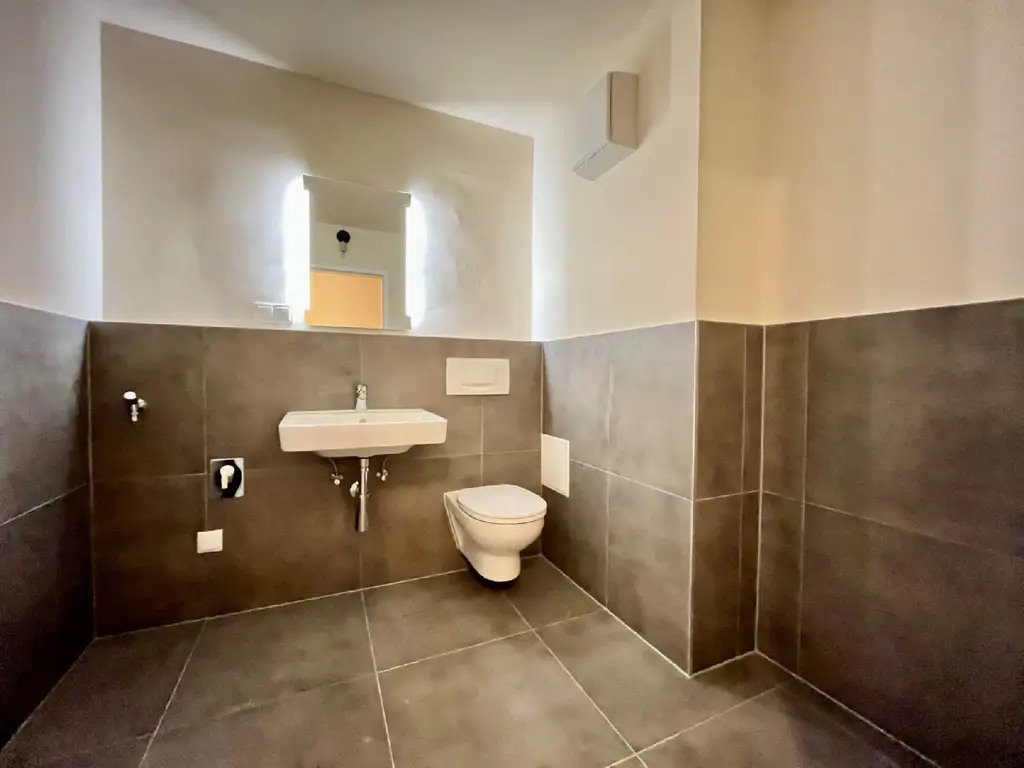 Wunderschöne DG Maisonette am Rande des beliebten Freihausviertels