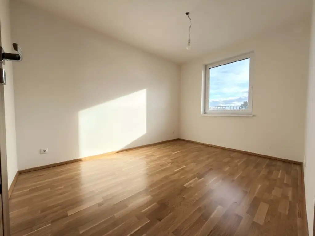 Terrassentraum -  3 Zimmer klimatisierte Dachgeschosswohnung - ohne Dachschrägen - mit 28 m2 Terrasse - Baujahr 2021 TOP 39 - PREIS Inkl. Heizung