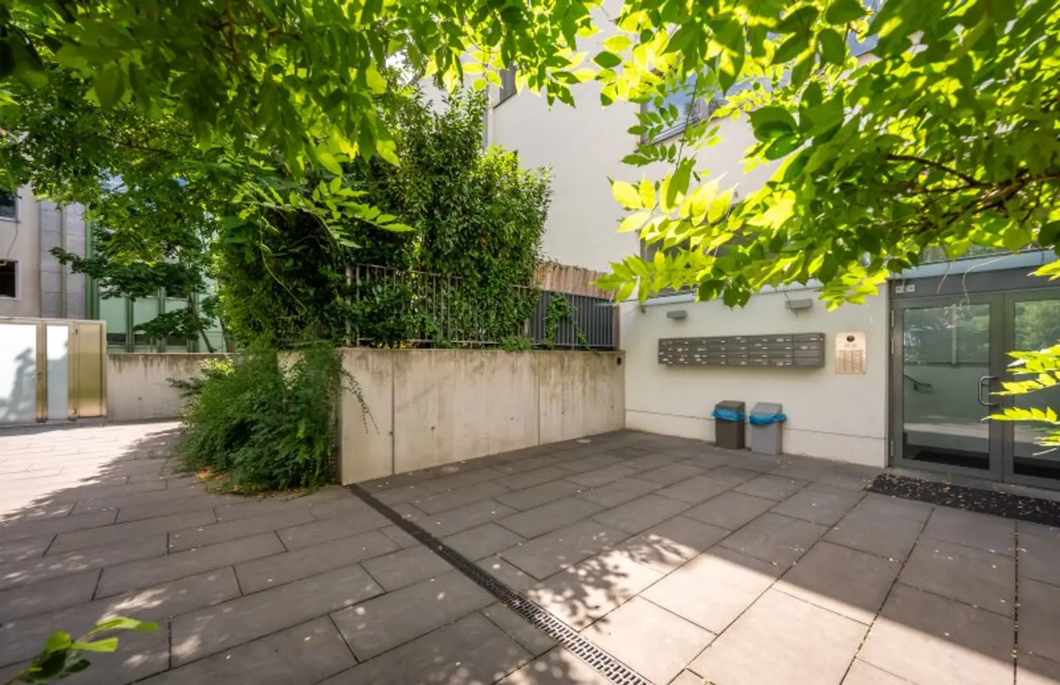 ++Provisionsfrei++ BESTLAGE, 2-Zimmer Neubauwohnung mit großem Garten!