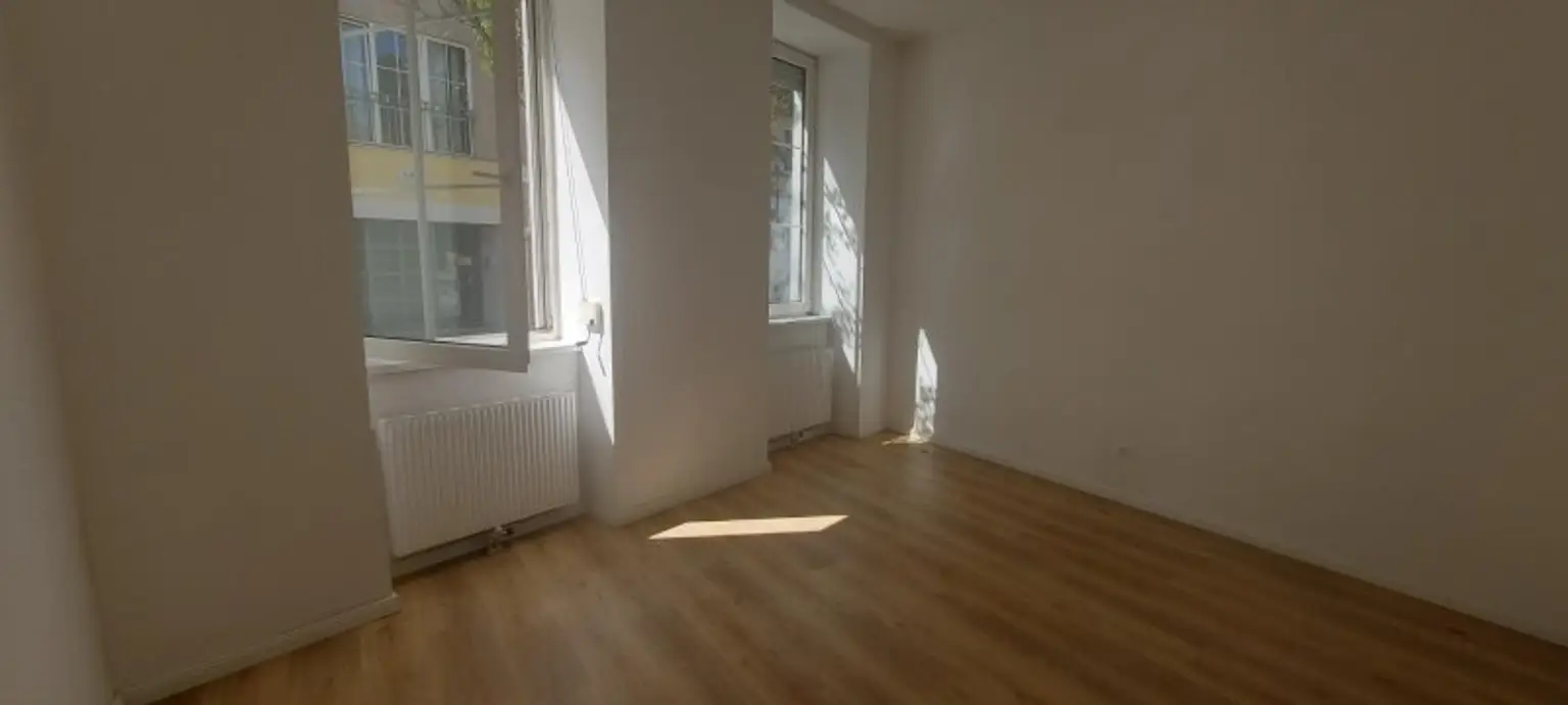 Altbau-Liebling in Toplage von Baden – 85m² Wohntraum mit Parkplatz!