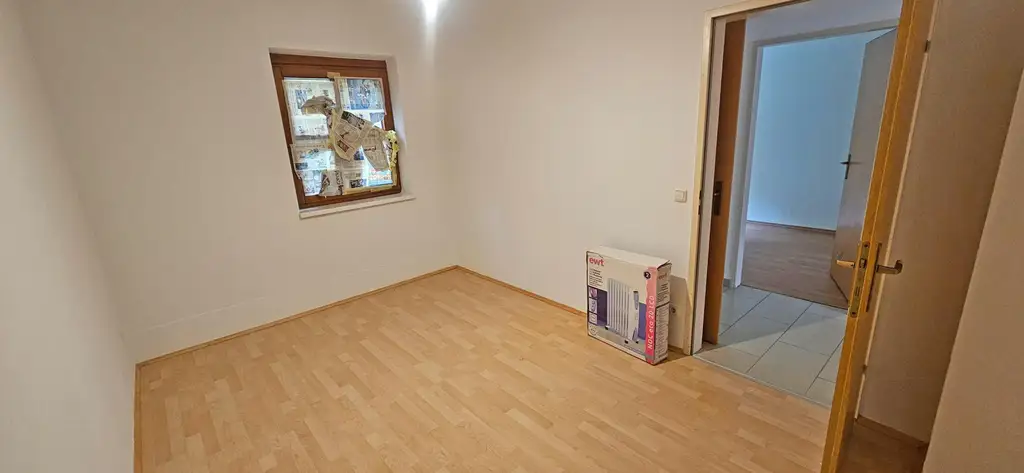 Sonnige Wohnung Nähe Pleschingersee! 3 Zimmer + Tiefgarage + Balkon