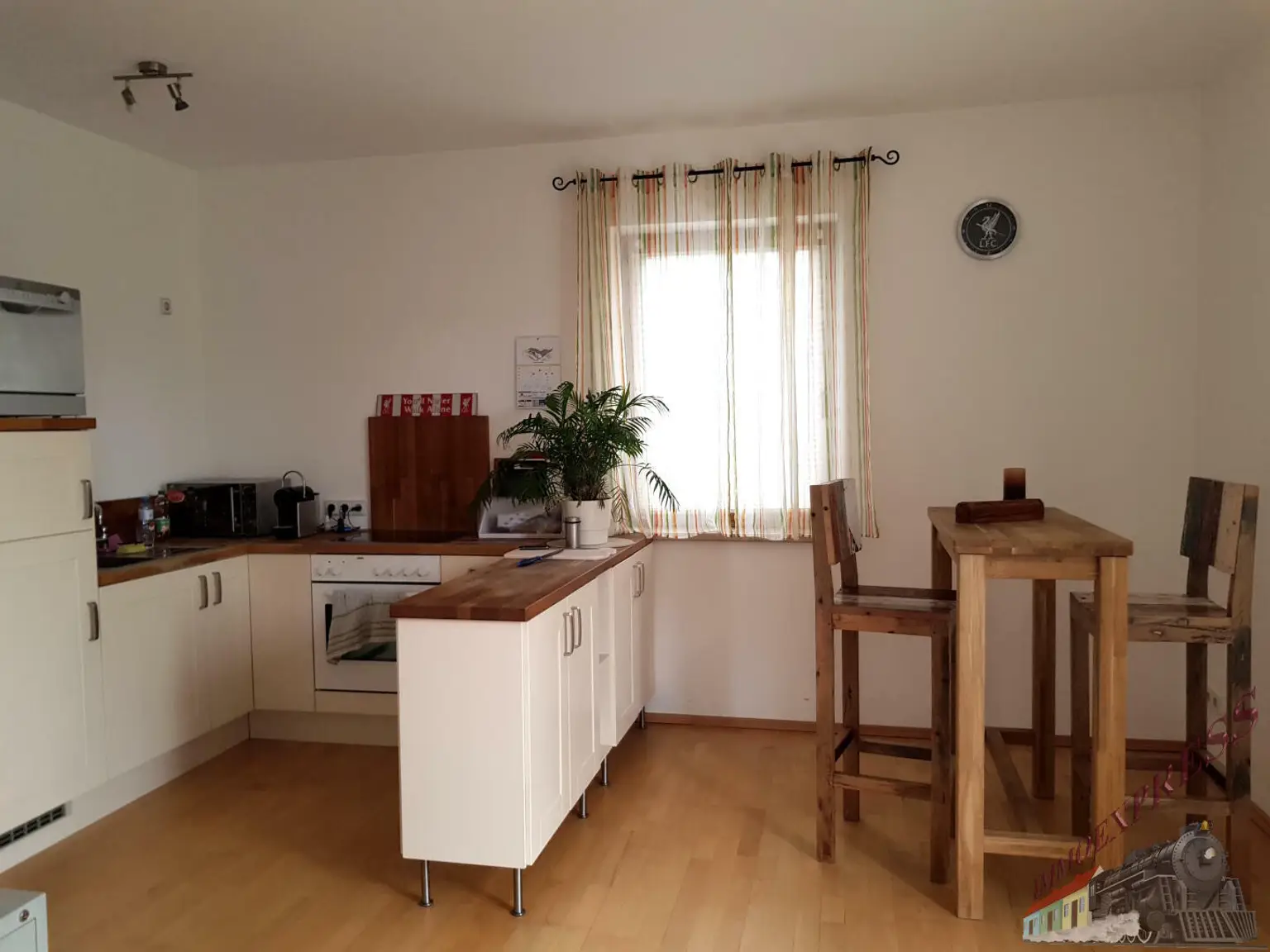 Modernes Mehrfamilienhaus mit 5 Wohneinheiten in Ruhelage – vollvermietet !