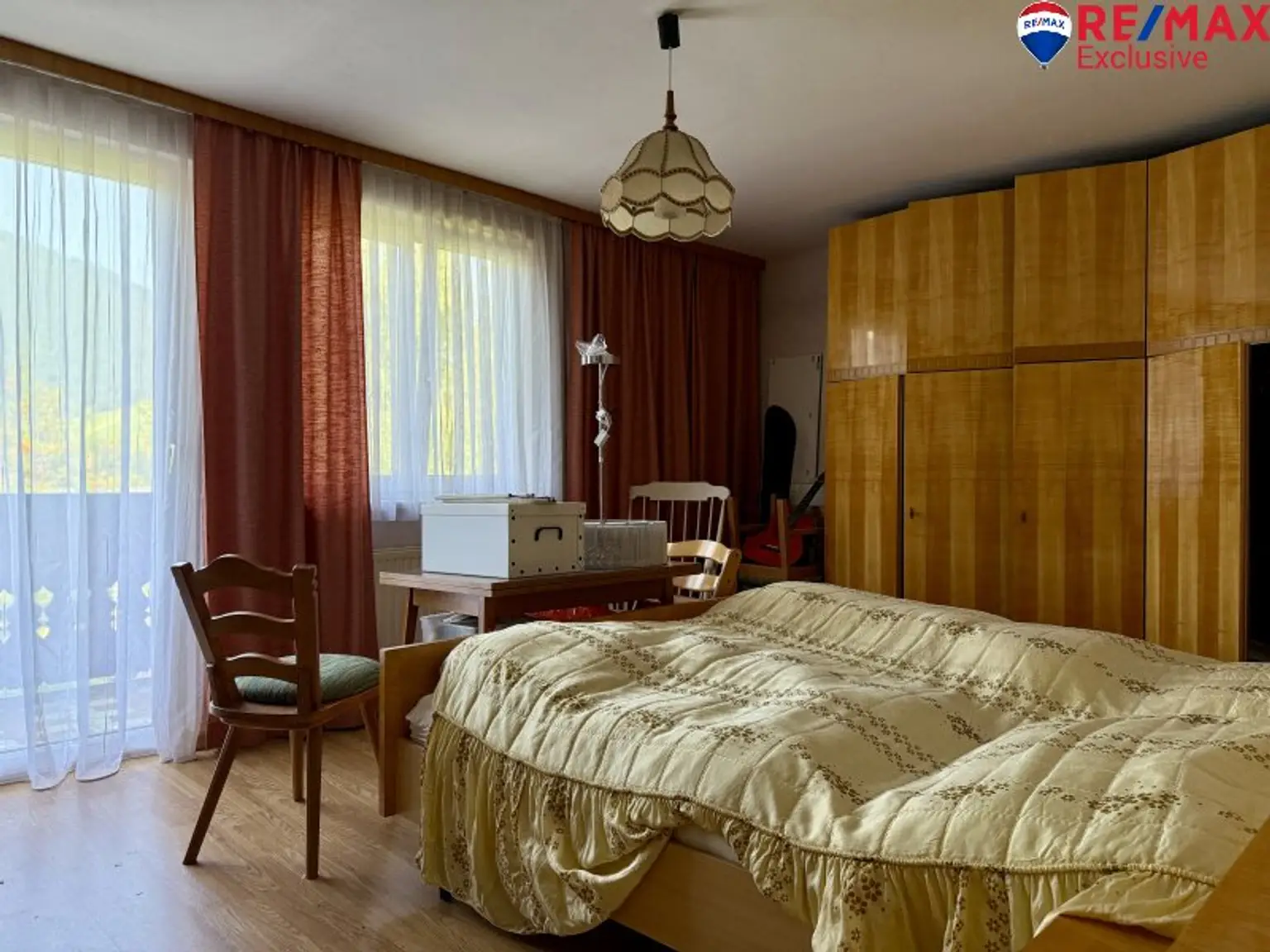 Bergzauber – Einfamilienhaus mit 158 m² Wfl. & 5.104 m² Grund in Puchberg am Schneeberg!