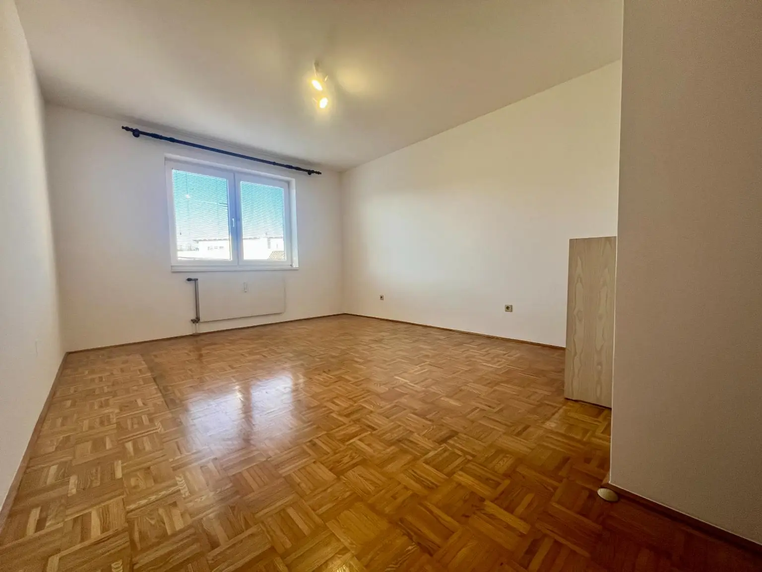 Geräumige 4 Zimmer Wohnung in 8010 Graz Jakomini