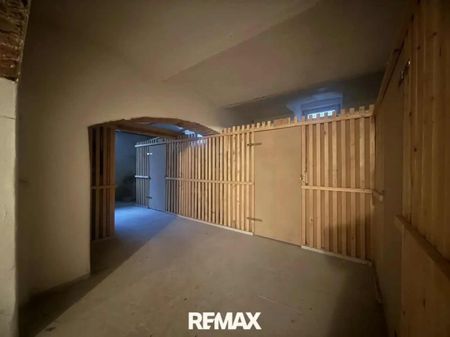 *** Top kernsaniertes 568m² Zinshaus in Kindberg – 5 Einheiten incl. Carports, voll vermietet, starke Renditechance! ***