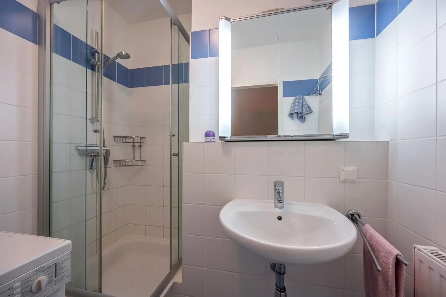 Charmante Wohn-Oase mitten in der Stadt - 126m² Wohnraum, + Terrasse, + Garten, Stellplatz und viel Komfort!