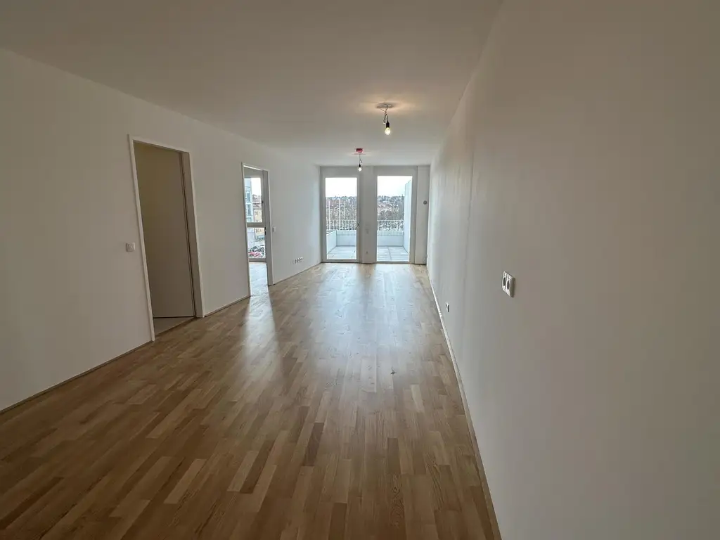 ZU HAUSE DIREKT AN DER U3