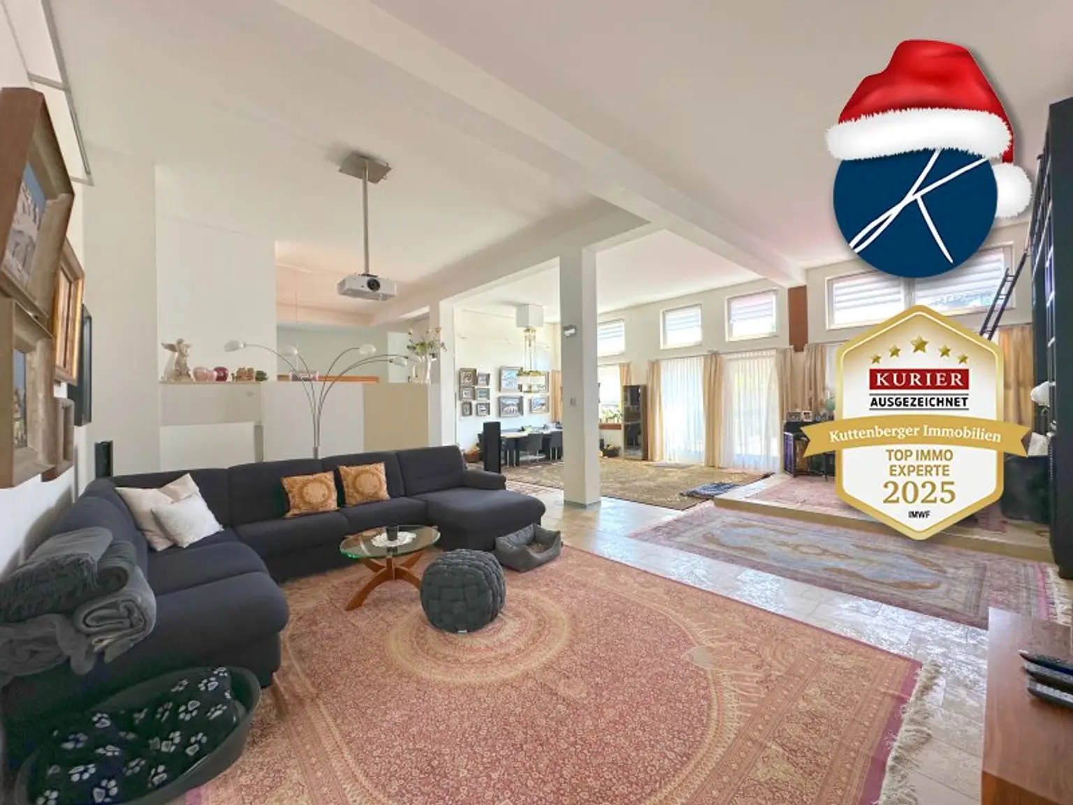 Wohnbereich (Deckenhöhe 4m)