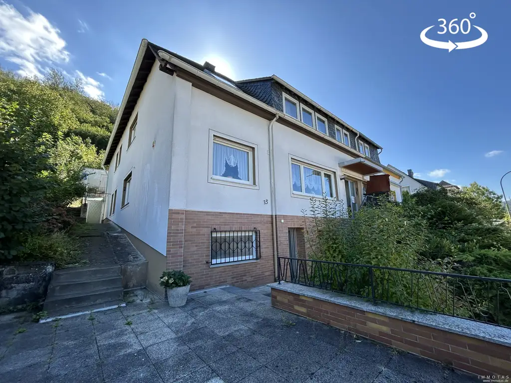 Geräumige Doppelhaushälfte mit Garten und Garage - auch als Zweifamilienhaus nutzbar