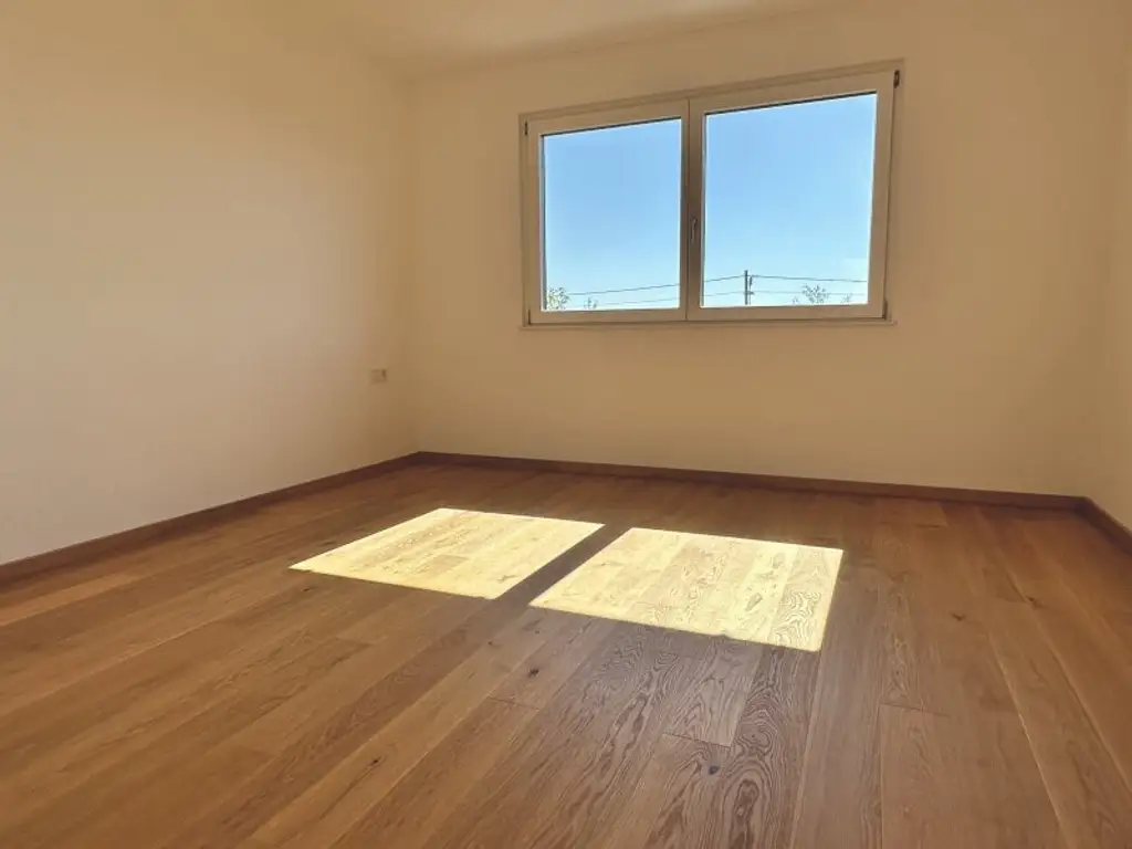 Moderne Doppelhaushälfte inkl. Stellplatz! Grünruhelage Nahe Lobau! Gute Anbindung in die Innenstadt! Provisionsfrei für den Käufer