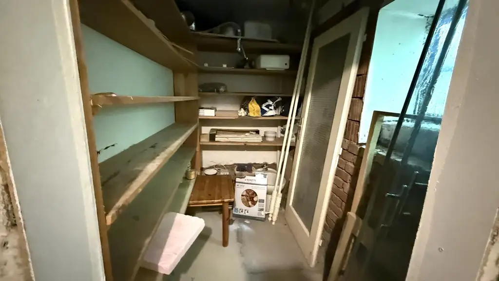 Ruhelage und Blick ins Grüne!!! Hübsche, großzügig geschnittene Neubauwohnung!!!