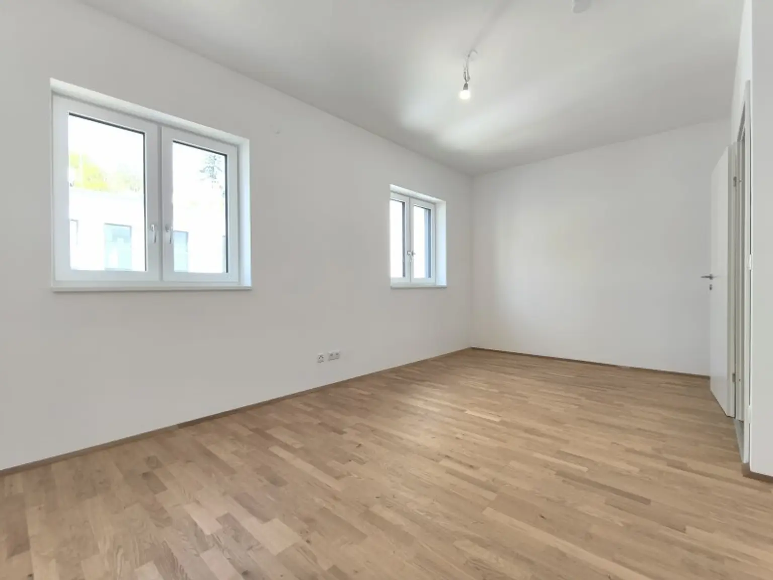 EXKLUSIVES TOWNHAUS AUF EIGENGRUND IN WEIDLING – NATURNAHES WOHNEN MIT STIL - FÜR MENSCHEN MIT ANSPRUCH