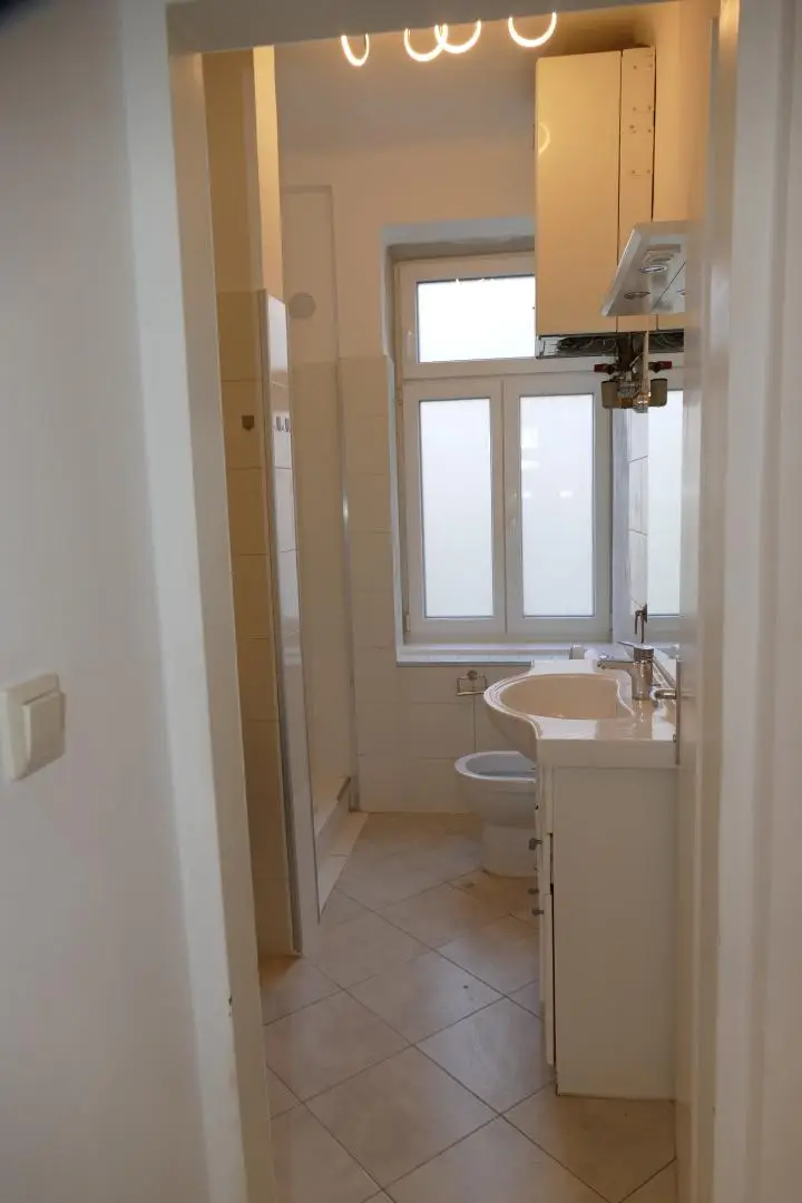 Eingang zum Bad, P1190442