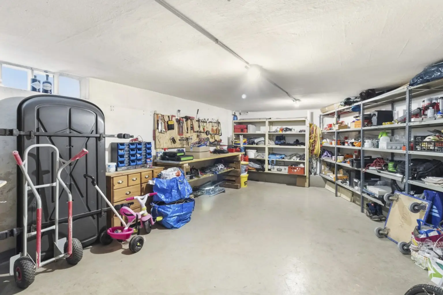 Vv | ++ NEU ++ PREISHIT - HAUS mit Gemeinschaftsgarten in STOCKERAU | Prima Service Immobilien