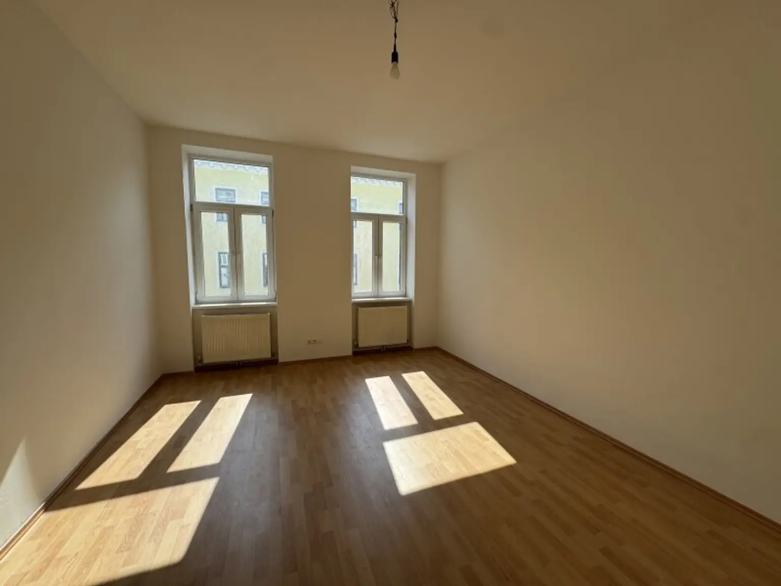 Altbauprojekt Columbusgasse 70 – Wohnen & Investieren im Herzen von Favoriten