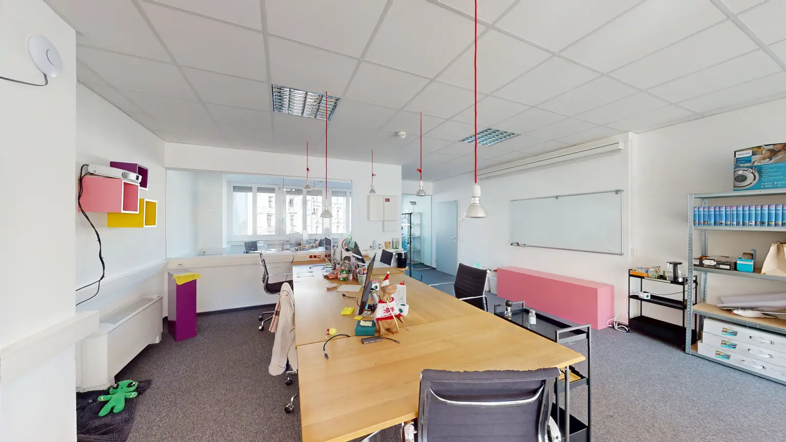 Ihr Arbeitsplatz im Zentrum: Helle Büroflächen mit Entwicklungspotenzial _ Erweiterbar