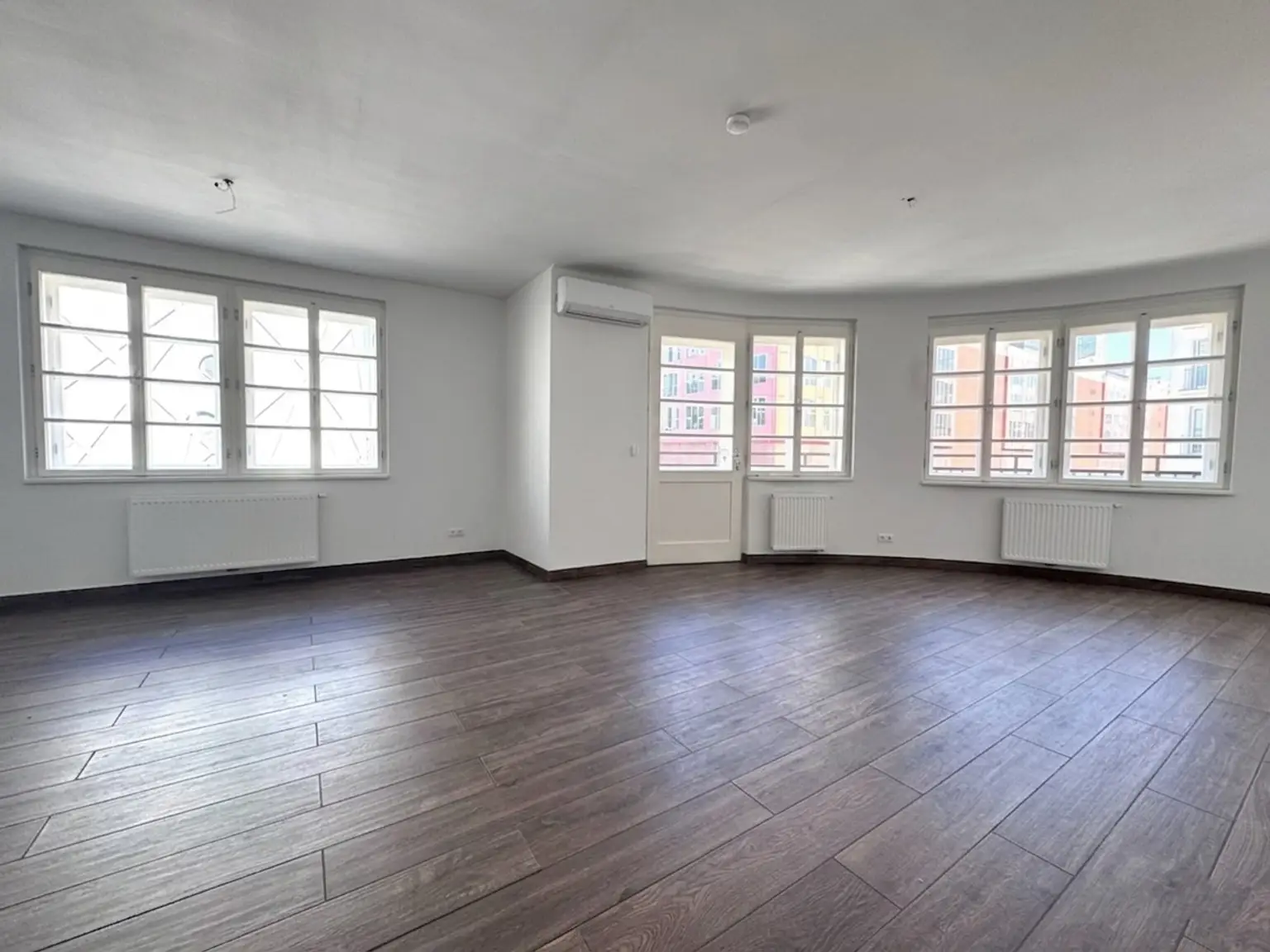 Inv (5)j | ++ TOP LAGE - Wien Mitte ++ VIER Zimmer mit BALKON | Prima Service Immobilien
