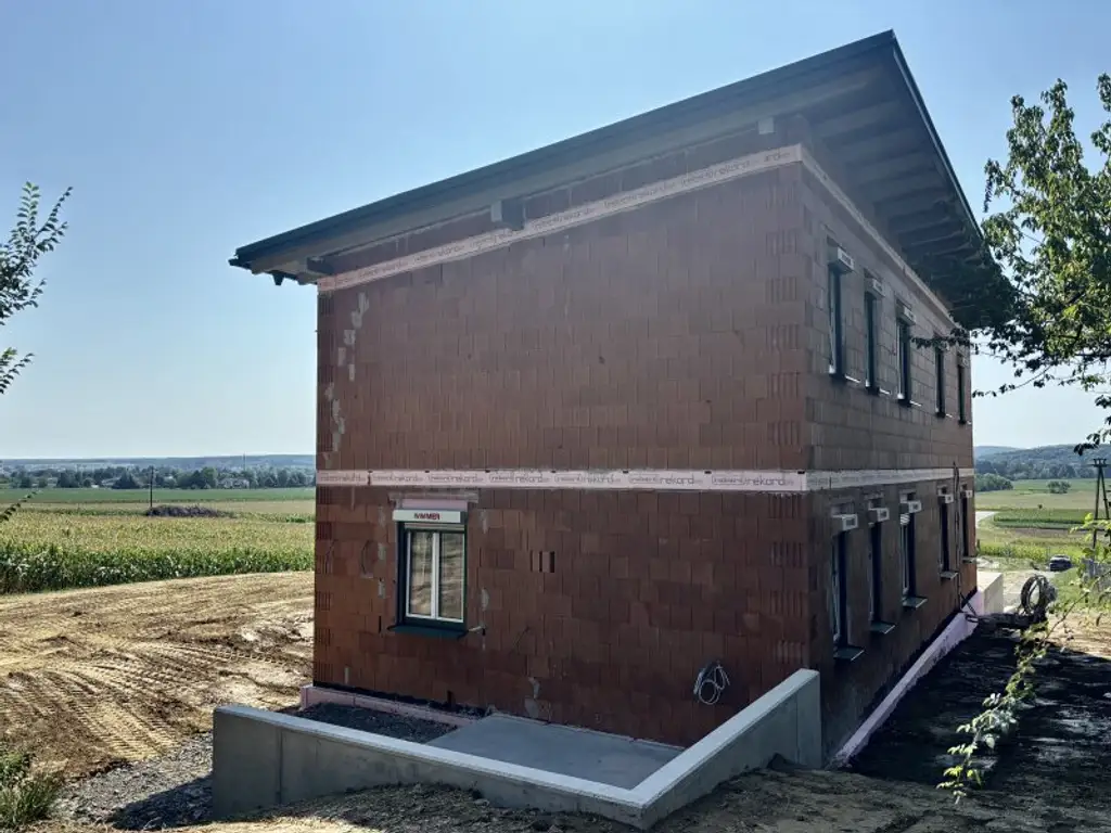 '' ZEITGEIST '' Exklusives Einfamilienhaus in beschaulicher Ruhelage - Rohbau bereits errichtet - Fertigstellung Dez. 2025 !!