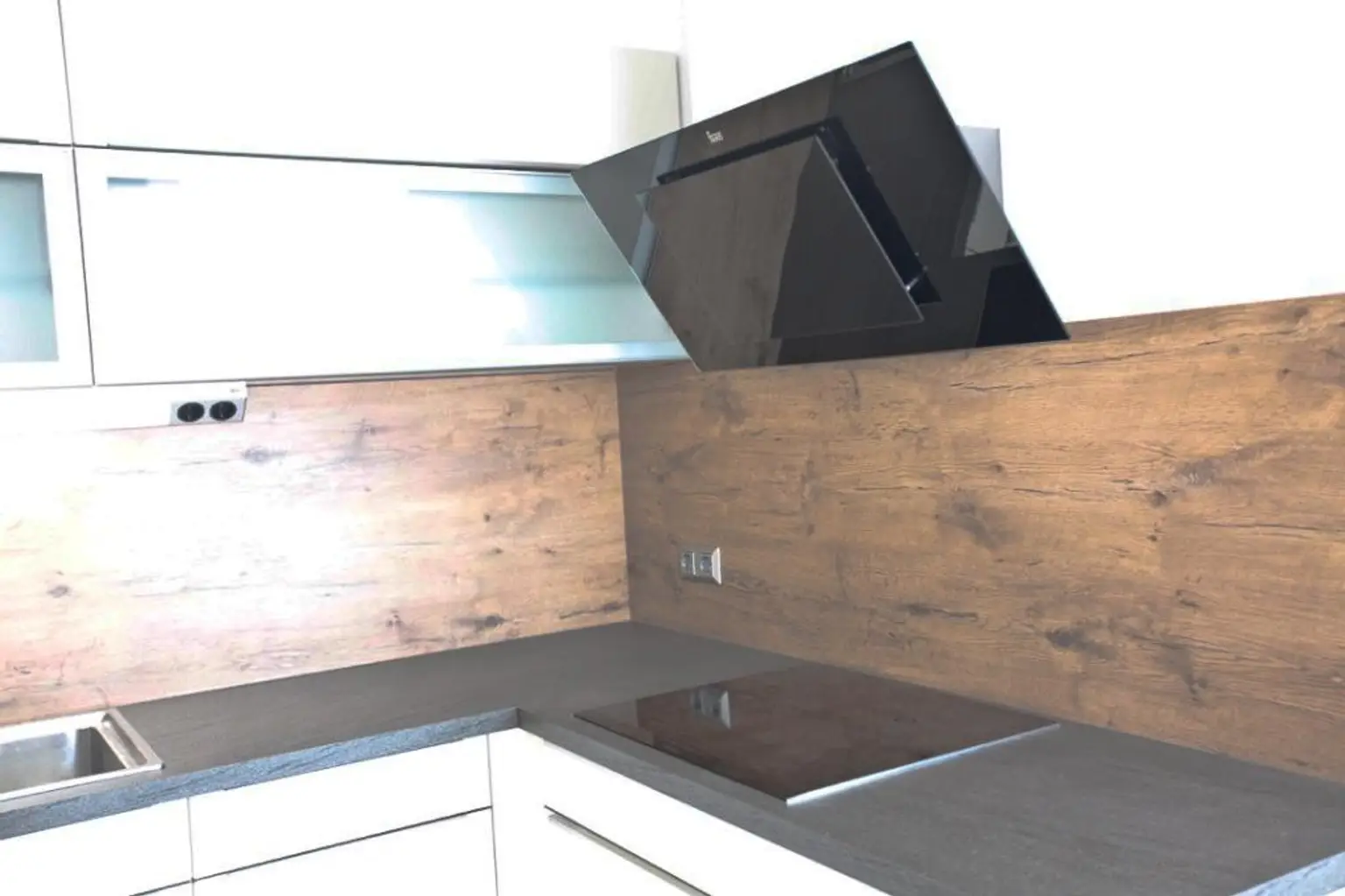 Exklusive, traumhafte Dachgeschosswohnung mit großer Terrasse
