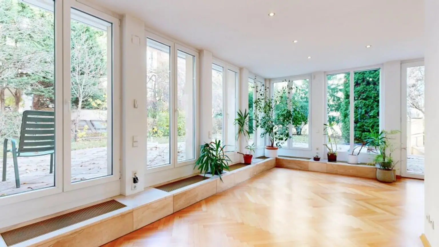 Büro zur großen Terrasse