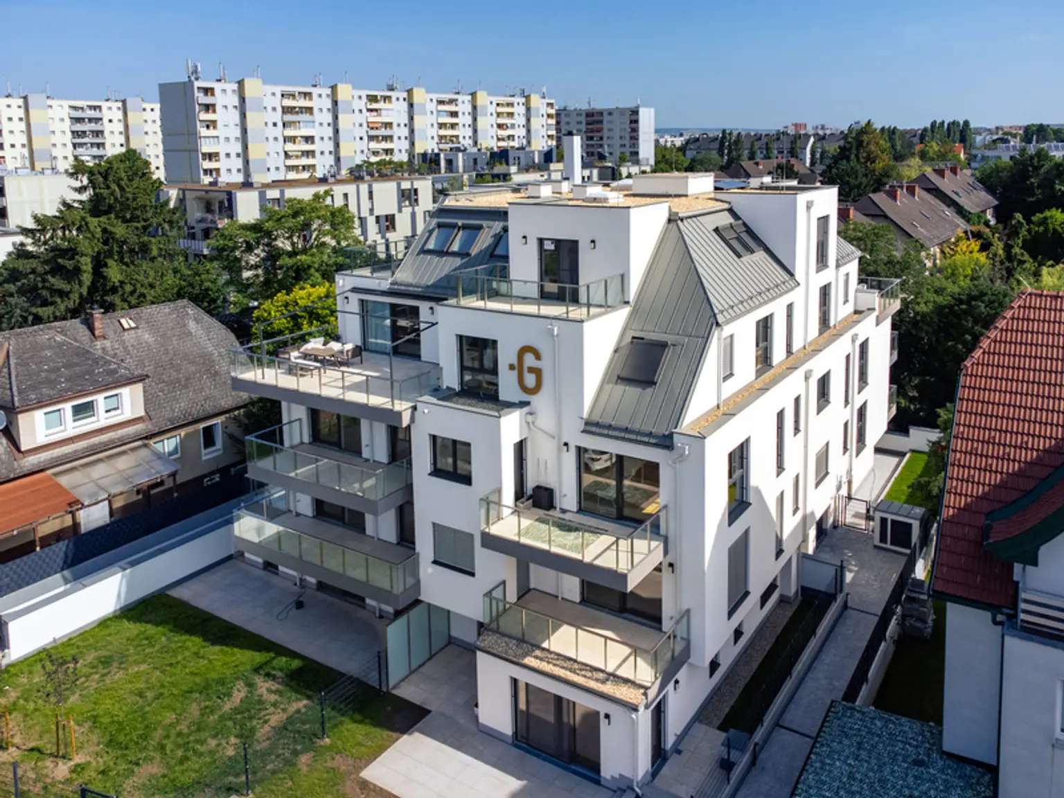 "Ganz oben. Angekommen": Premium-Penthouse mit 4 Zimmern und 3 Terrassen im 2. DG.