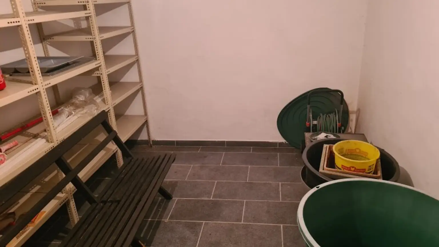 Besichtigungsmöglichkeit am Sonntag 3. August - Liebhaberobjekt: Freizeitgrundstück mit Wochenendhaus am Brandstätter See