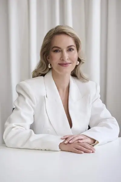 Angelika Zierler