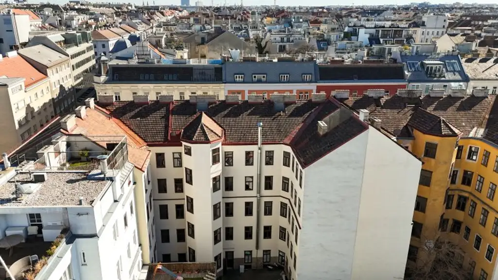 SELTENHEIT! Traumhaftes DG-Projekt in Fußnähe zur Innenstadt! Baubewilligt!