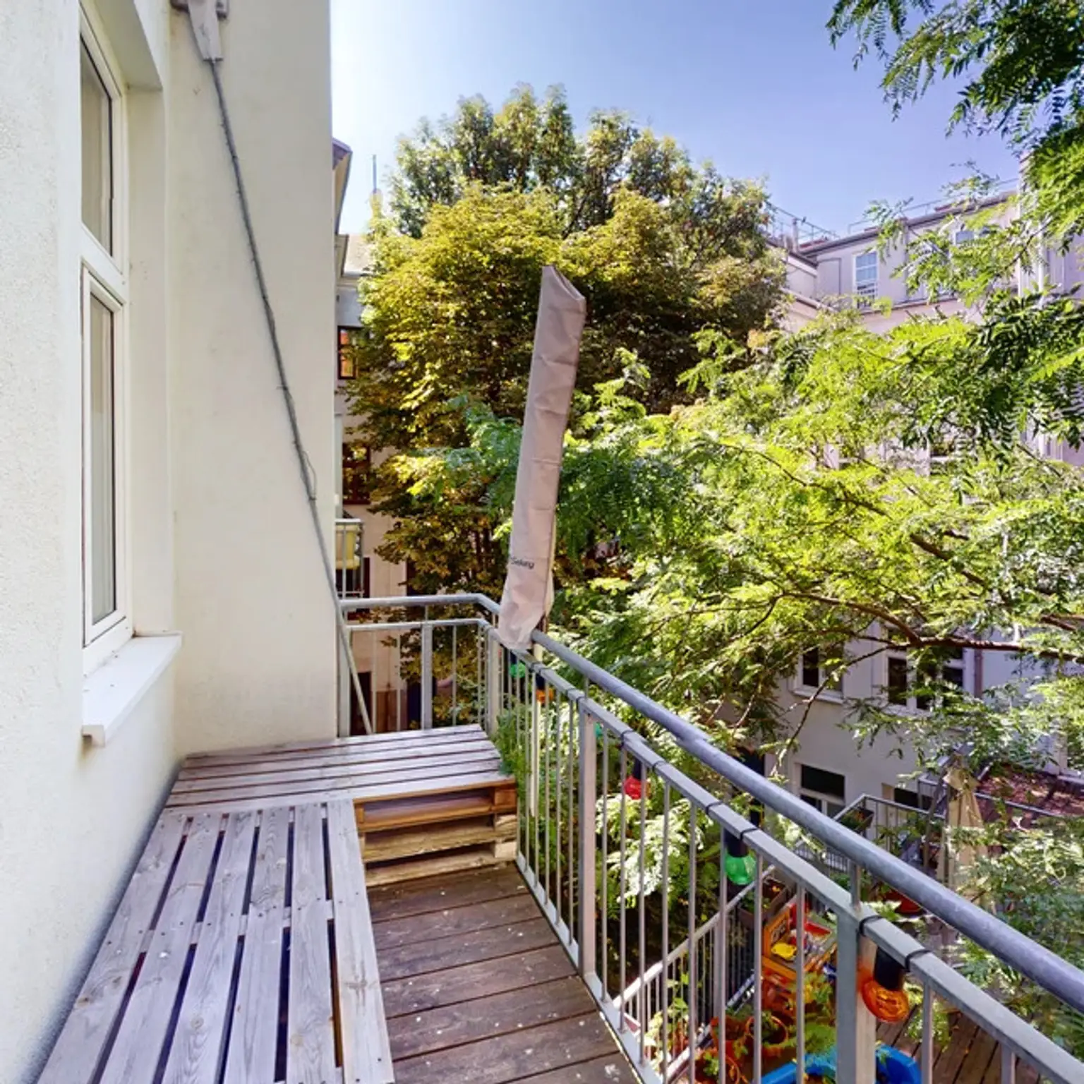 ALSERGRUND: 2-ZIMMER-ALTBAUWOHNUNG MIT BALKON // Besichtigung - Dienstag, 04.08.2026 / 17:00 - 18:00 Uhr