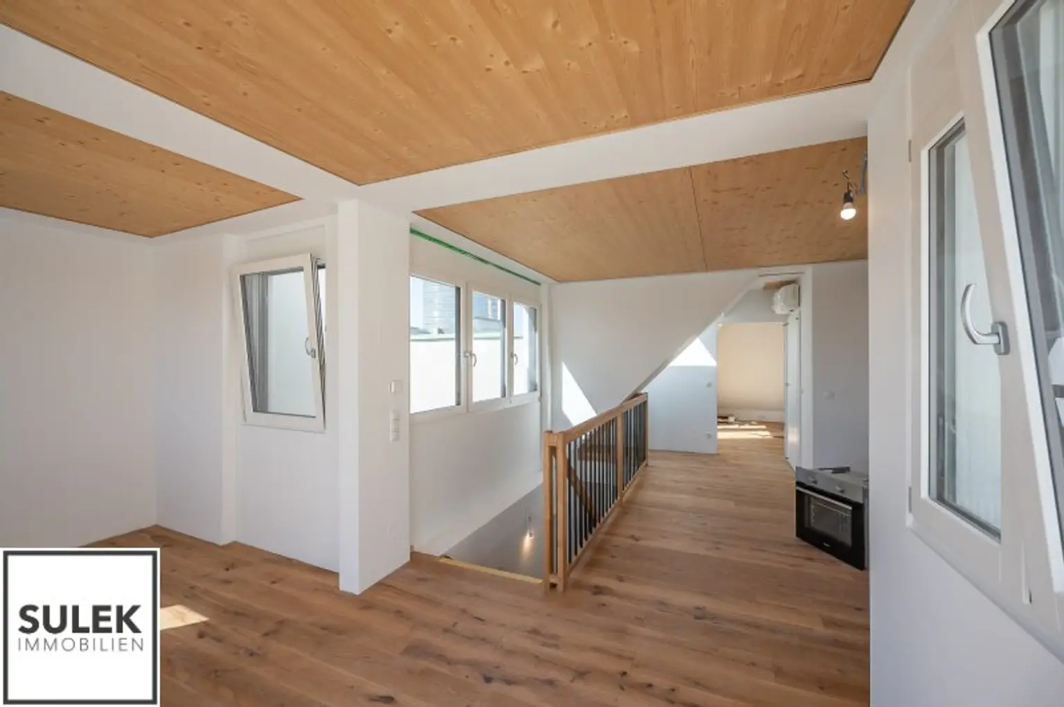 Dachgeschoßwohnung im Herzen des 2. Bezirks – 83 m² Wohnkomfort