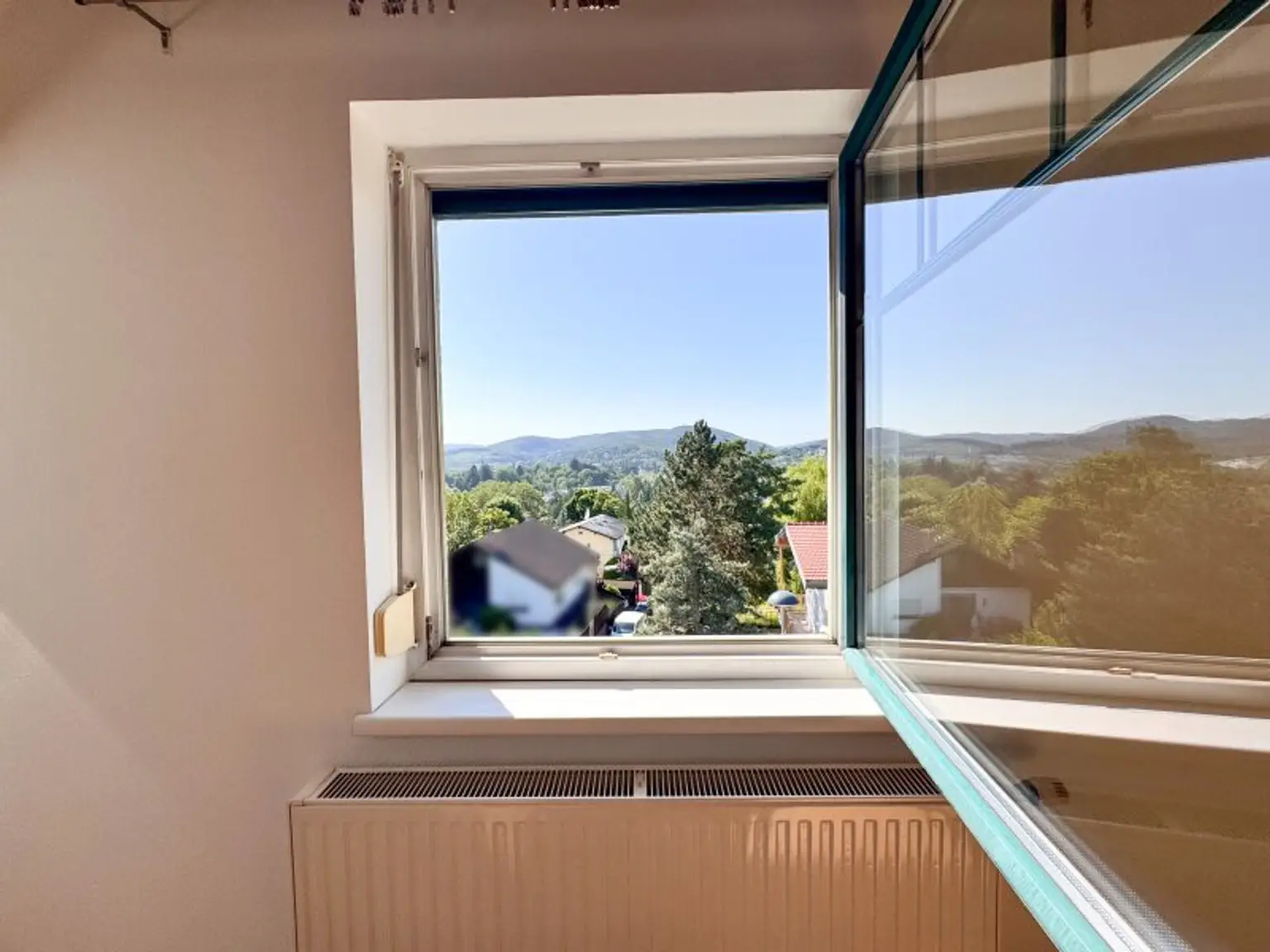 Traumlage am Wolfersberg – Einfamilienhaus mit unverbaubarem Weitblick