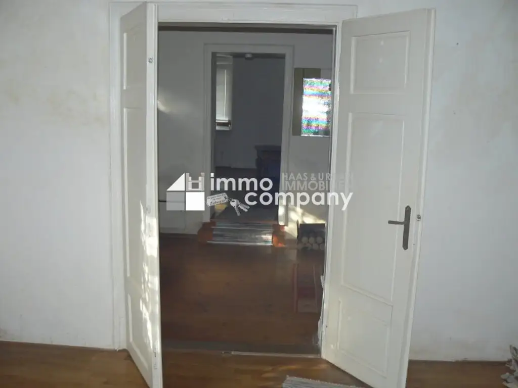Einfamilienhaus in Großkadolz: Sanierungsbedürftig, 110m² für nur 84.000€!