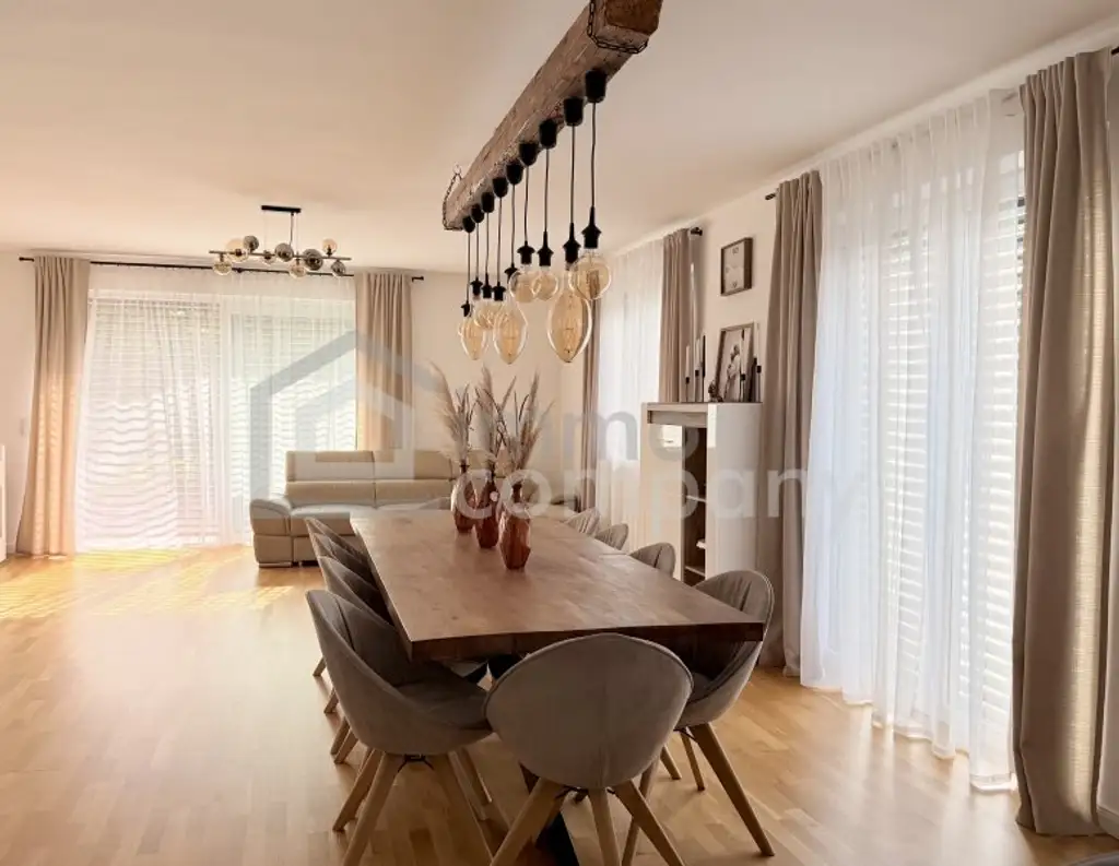 🏡  Luxusresidenz in Wartberg – Wo Licht, Raum und Natur eins werden