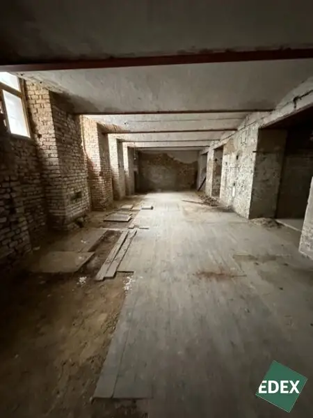 Großes Souterrain im 16. Wiener Gemeindebezirk