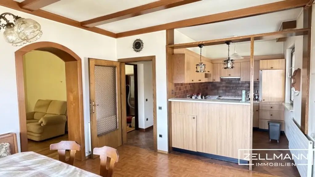 Viel Platz, viele Möglichkeiten – großzügiges Einfamilienhaus | ZELLMANN IMMOBILIEN