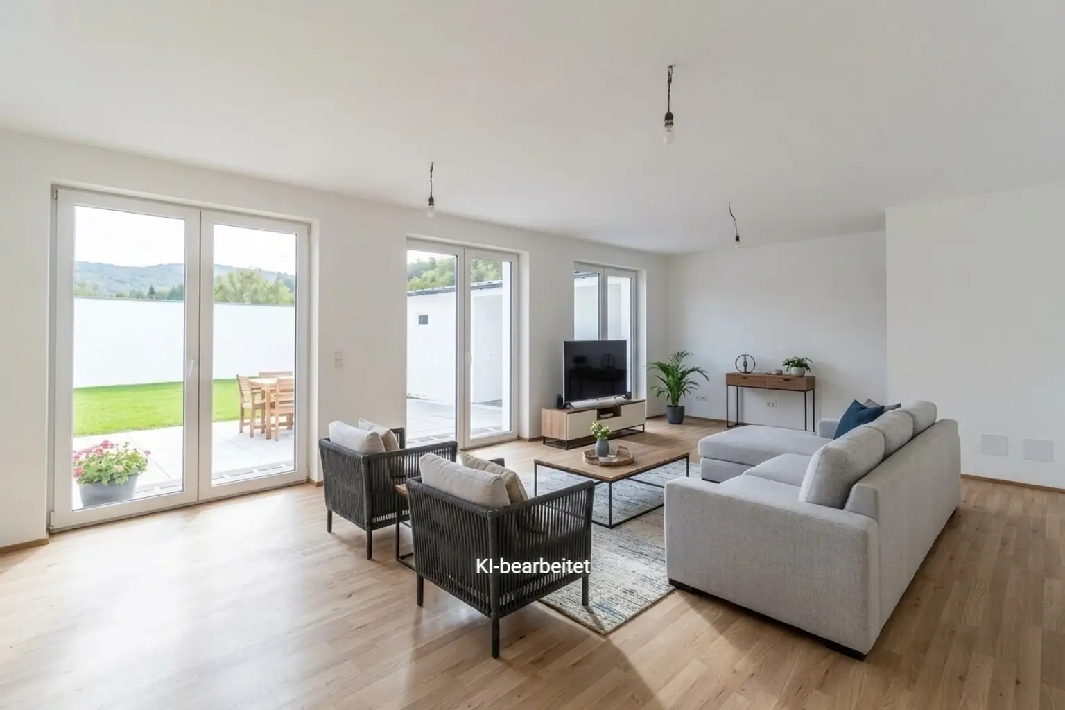 Perfekt für Familien: Exklusives Einfamilienhaus mit uneinsehbaren Garten & Schnellbahn ums Eck - Ruhe, Sonne, Platz!