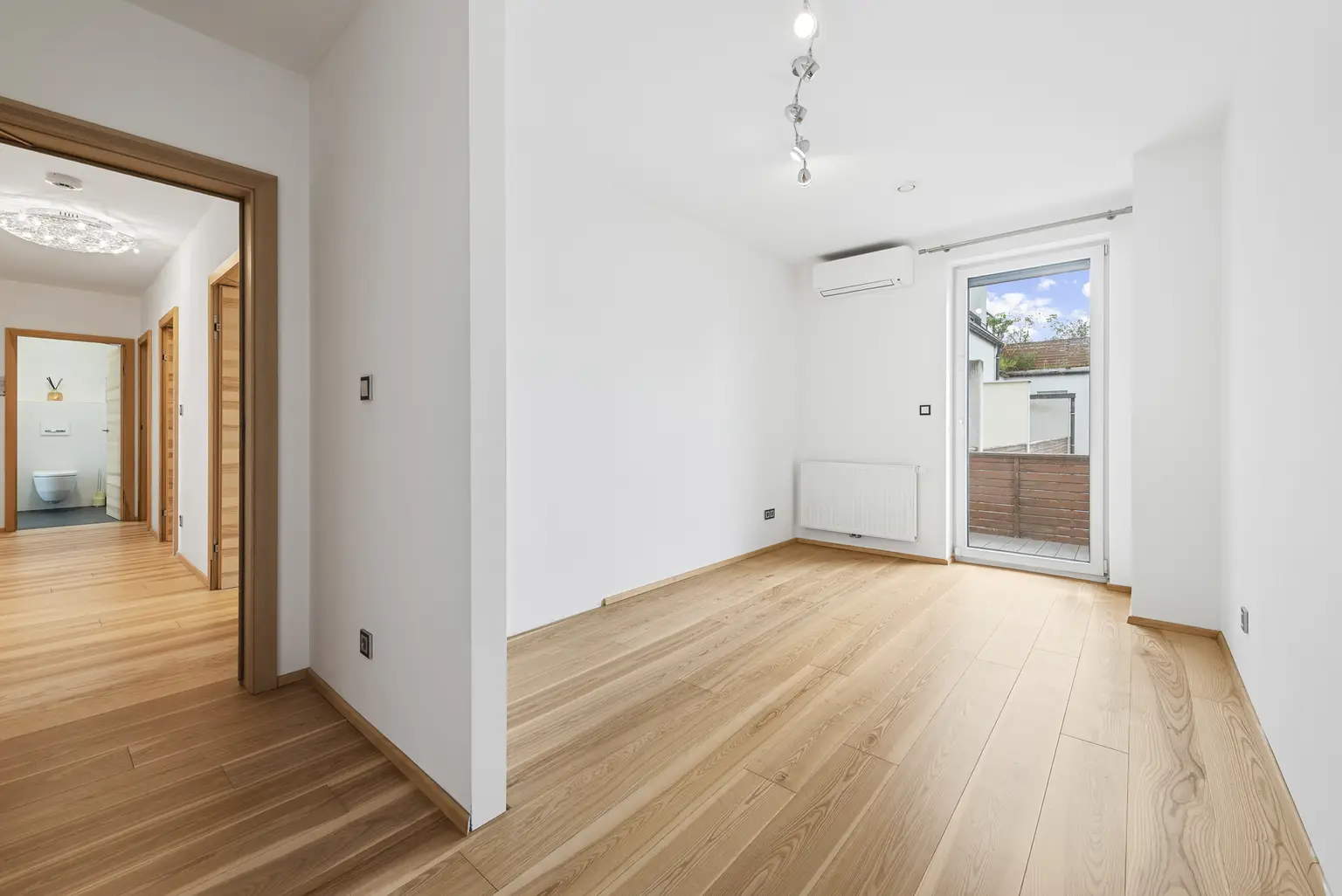Großzügiges Maisonette-Penthouse zur Miete – mit Dachterrasse, Sauna und Whirlpool in Brunn am Gebirge