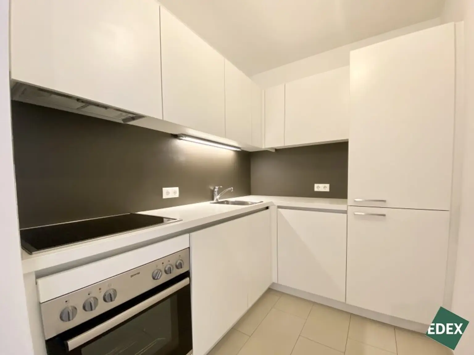 Modernes 2-Zimmer-Apartment mit großer Loggia und optimaler Anbindung im Sonnwendviertel