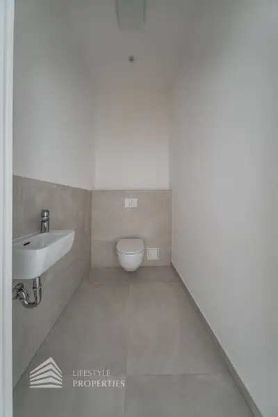 Heller 4-Zimmer Erstbezug mit Balkon, Nähe Meiselmarkt