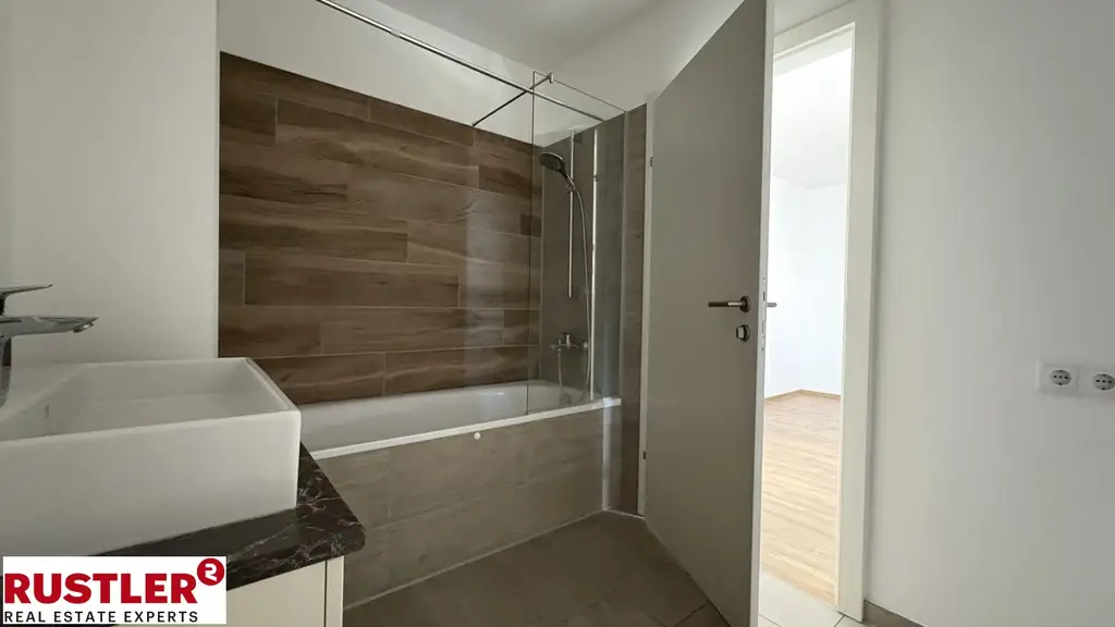 Singles/Pärchen aufgepasst! Gemütliche Wohnung mit Loggia in guter Lage