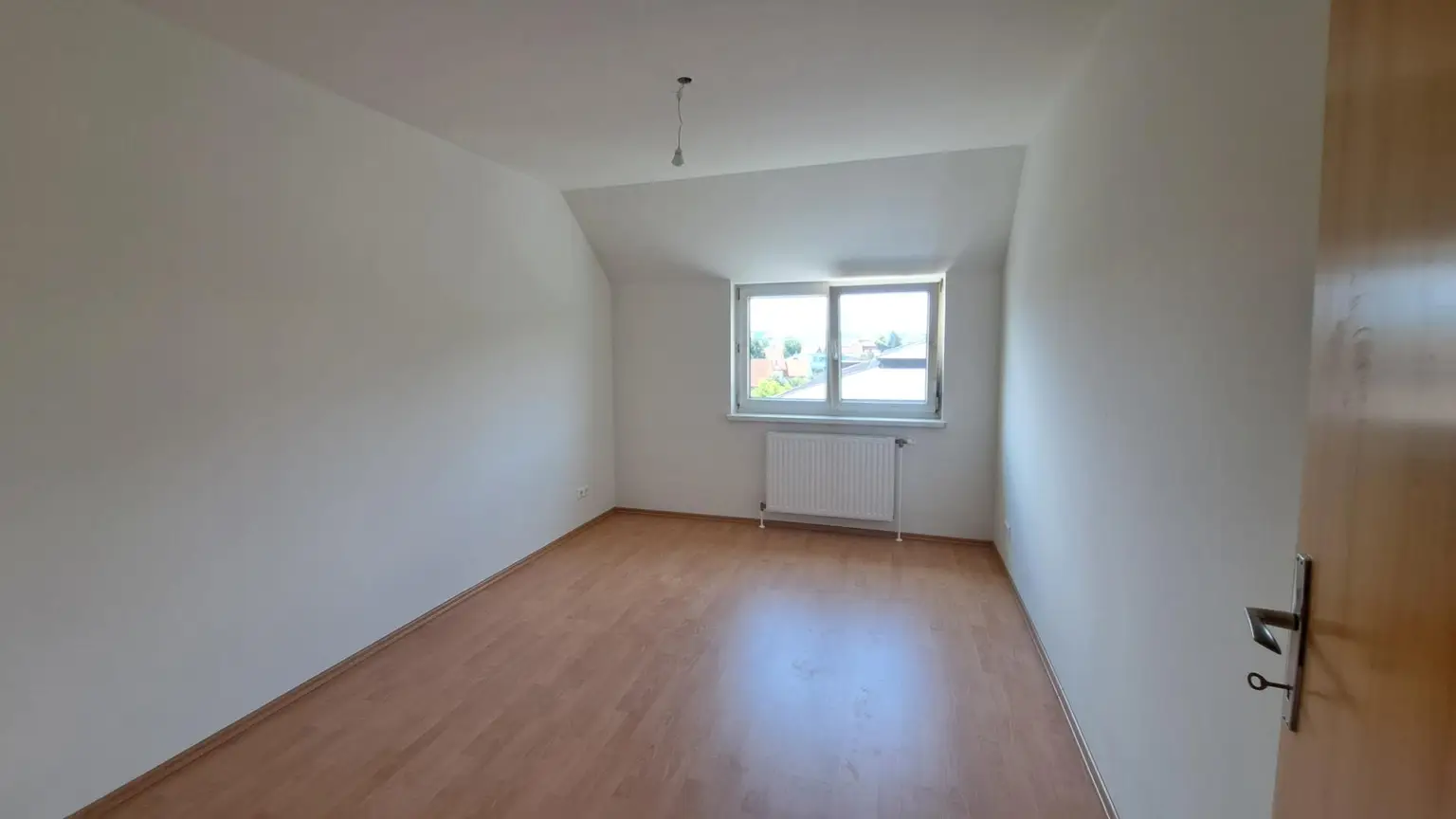 Provisionsfreie helle 3 Zimmerwohnung mit Kaufoption