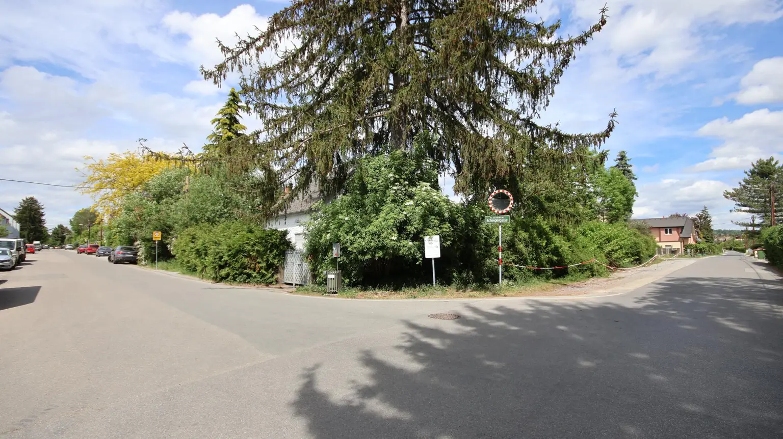 Eckgrundstück