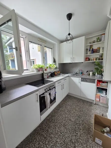 Westseitige Balkonwohnung mit toller Raumanordnung in Hofruhelage
