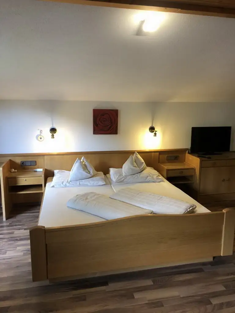 Dachgeschoß mit Appartements - touristische Nutzung möglich - Prägraten am Großvenediger zu verkaufen