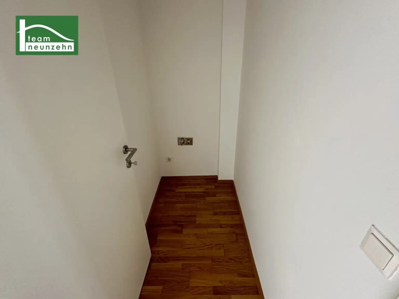 Attraktive 3-Zimmer-Dachgeschosswohnung mit Balkon in Ruhelage in 1190 Wien! - JETZT ZUSCHLAGEN