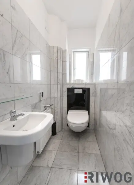 Beeindruckende Stilaltbauwohnung | Innenhofbalkon | Ca. 3,5 m Raumhöhen | 3. Etage | Nähe Donaukanal, Hundertwasserhaus, 1. Bezirk, Prater