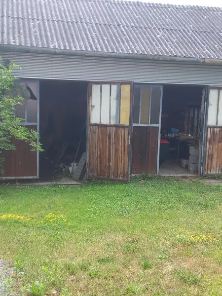 Bauernhaus mit großem Grundstück in Harmisch