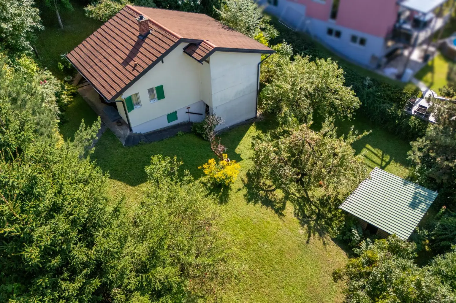 Rarität - Wohnhaus mit großem Garten in begehrter Hanglage am Ruckerlberg