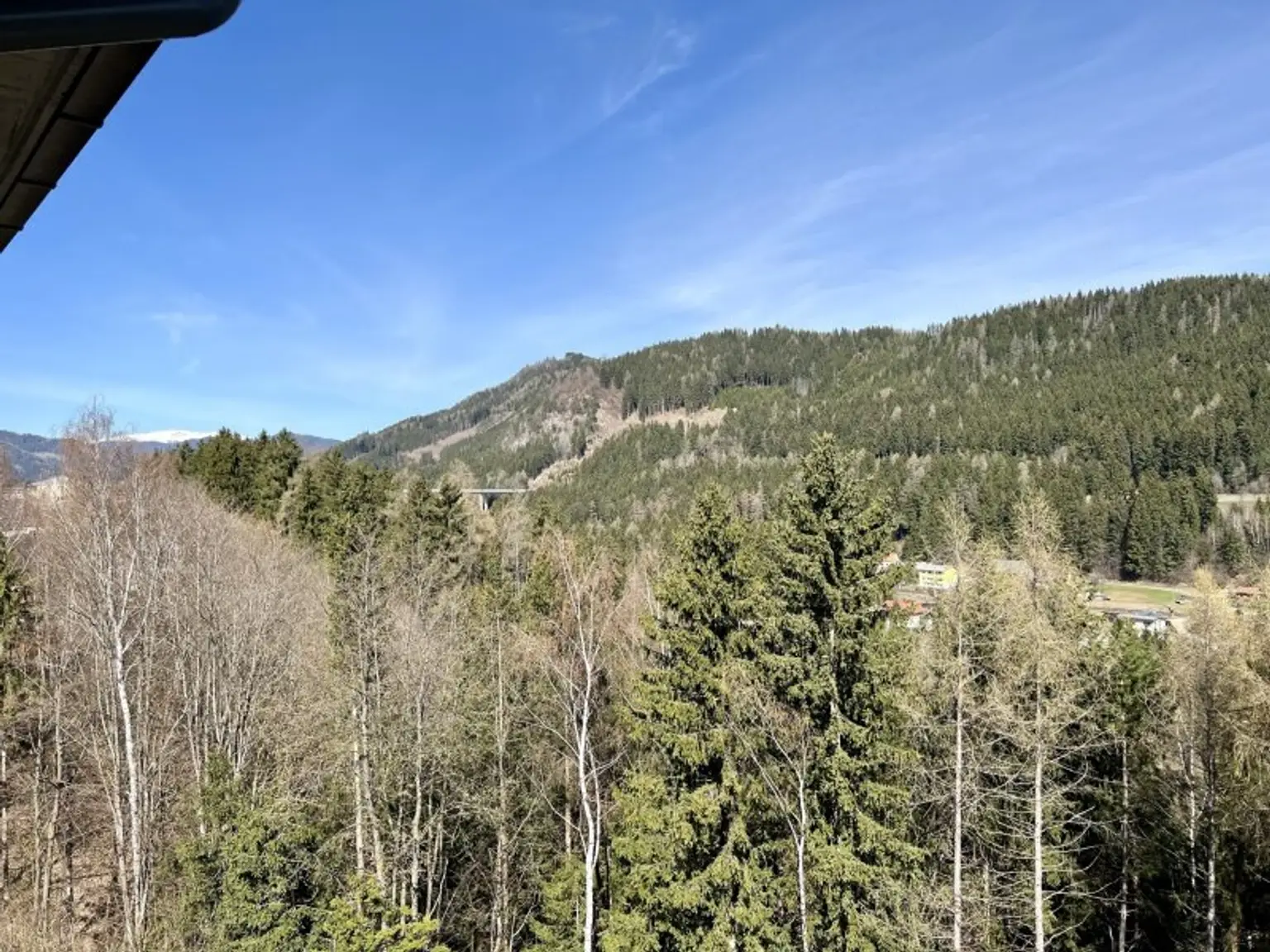 ++schöne Mietwohnung mit einzigartiger Aussicht++