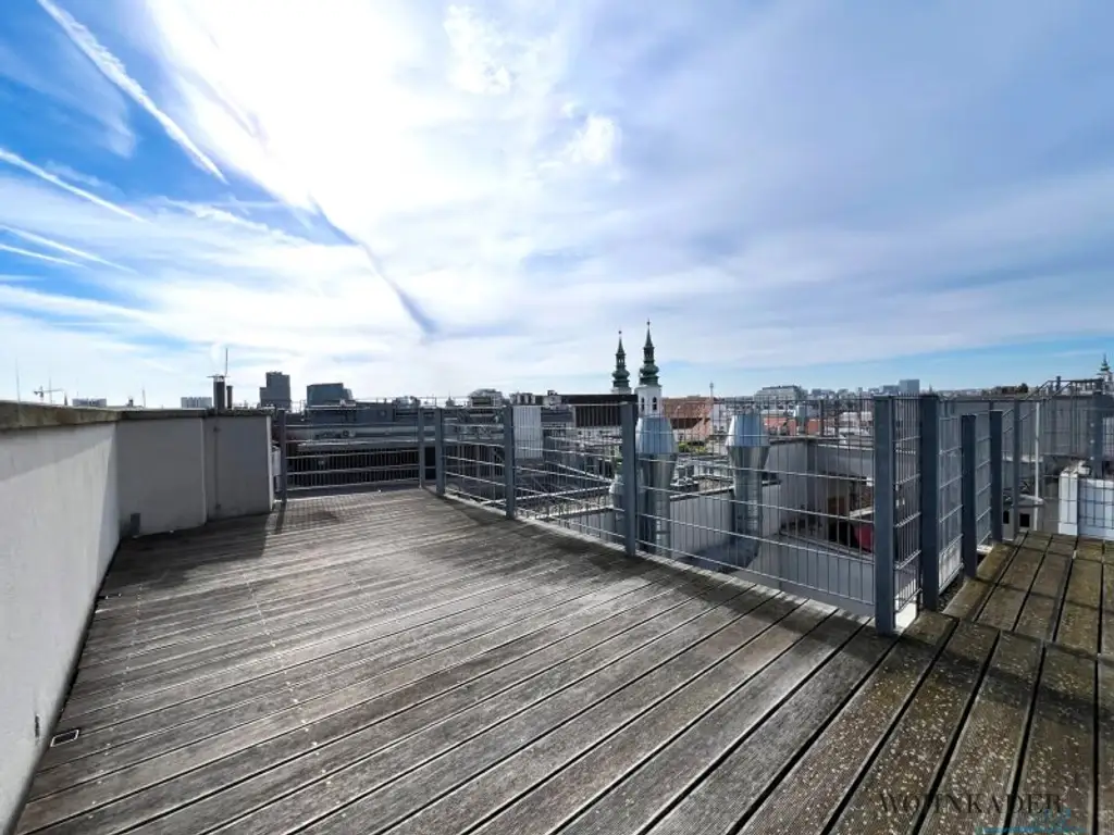 Exklusive 130 m² Dachgeschosswohnung mit Terrasse, Dachterrasse und atemberaubendem Blick auf den Stephansdom